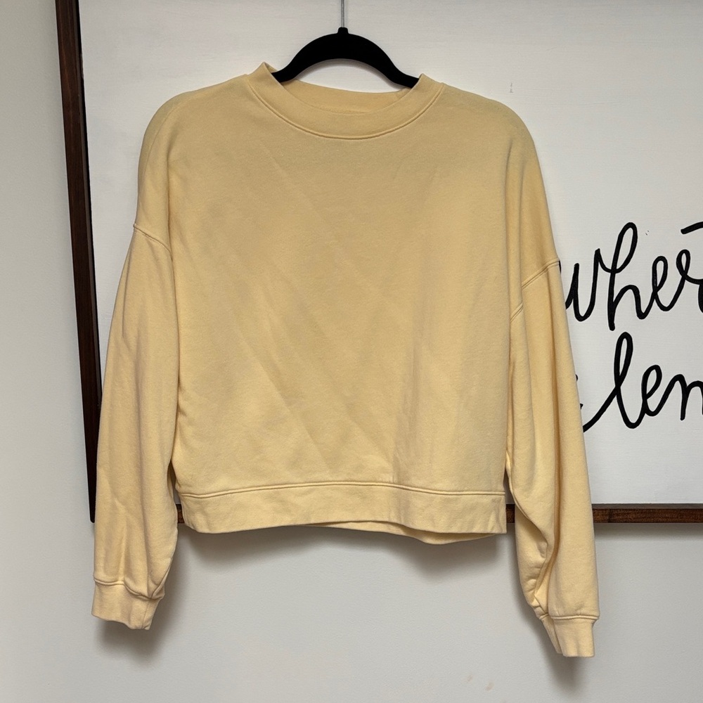 Gap Sweatshirt
